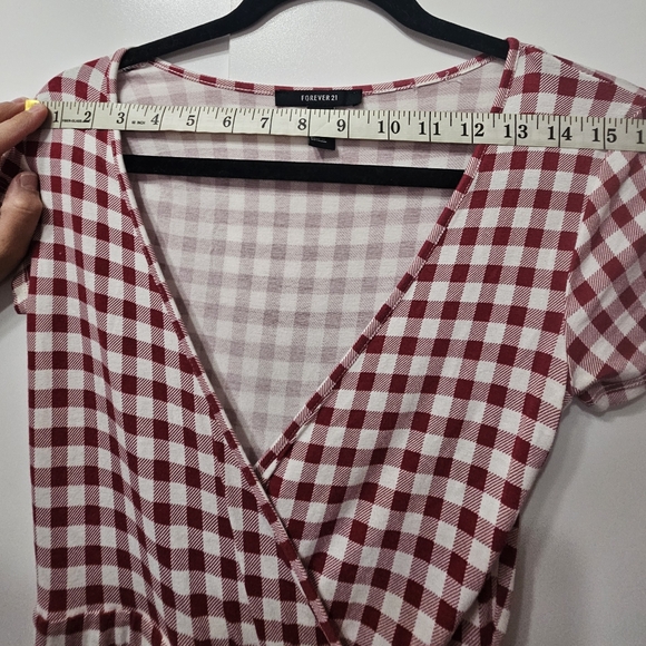 Forever 21 Woman's Size S Skort red and white checkered print. - Picture 10 of 16